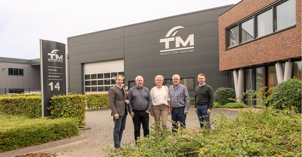 The picture shows the founders of TM Induction Heating and the new company leadership (from left to right: Daan Kersten (CEO, Include Industries), Rik van Dijk (General Manager, TM), Marjanne and Tim Loedeman (Founders TM) en Ilko Bosman (CFO, Include Industries).